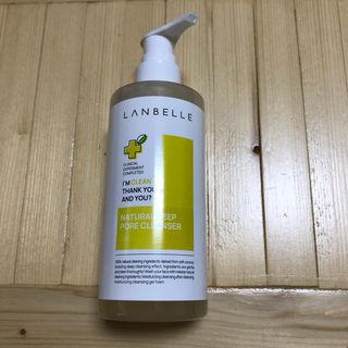 랑벨 내츄럴 딥 포어 클렌저 210ml (저자극 약산성 천연 클렌징 젤) — 5점을 준 리뷰어가 2022년 3월 올린 사용 사진