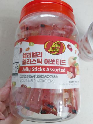 젤리벨리 젤리스틱 어쏘티드 900g — 5점을 준 리뷰어가 2022년 8월 올린 사용 사진