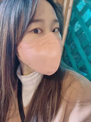 애니가드 셋업마스크 4컬러 각 10매입 [크리미베이지, 캐시미어로즈, 초콜렛브라운, 미드나잇네이비] — 5점을 준 리뷰어가 2022년 2월 올린 사용 사진
