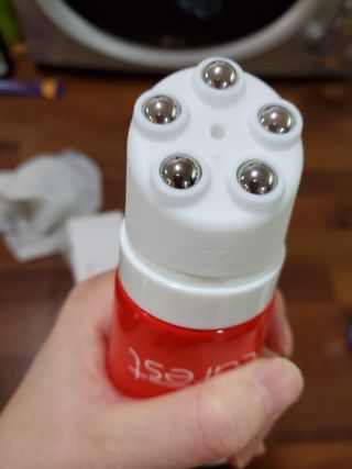 건강누리인터내셔날 큐어레스트 스포츠 마사지 닥터페인 바디 핫 롤링 볼 크림(100ml) — 5점을 준 리뷰어가 2022년 3월 올린 사용 사진
