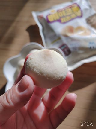 한성기업 베이크볼 치즈몽땅 300g x 2봉 — 5점을 준 리뷰어가 2021년 9월 올린 사용 사진