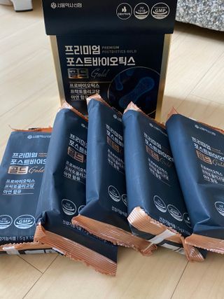 서울약사신협_프리미엄포스트바이오틱스골드_5g x 50포 — 4.5점을 준 리뷰어가 2021년 3월 올린 사용 사진