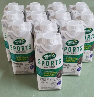 셀렉스스포츠 셀렉스 스포츠 드링크 초콜릿 _ 330ml x 12팩 — 5점을 준 리뷰어가 2021년 10월 올린 사용 사진