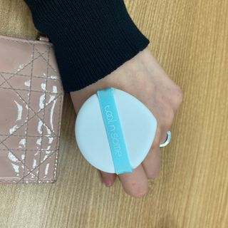 [툴앤썸] 메이크업 브러시로 바르고 호빵 스펀지로 클렌징하는 A-Z 뷰티툴 5종 — 5점을 준 리뷰어가 2021년 2월 올린 사용 사진