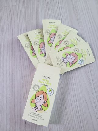 세뚜아(Cettua) 세뚜아 스티키 포어 패치 Cettua Sticky Pore Patch — 4점을 준 리뷰어가 2023년 9월 올린 사용 사진