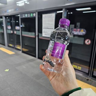 몽베스트 [MONTBEST] 330mL 20병 — 5점을 준 리뷰어가 2024년 2월 올린 사용 사진