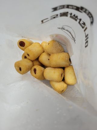 Dog&Ball 독앤볼 [Dog&Ball] 미니찹쌀볼도그 찹쌀치즈볼 — 5점을 준 리뷰어가 2021년 9월 올린 사용 사진