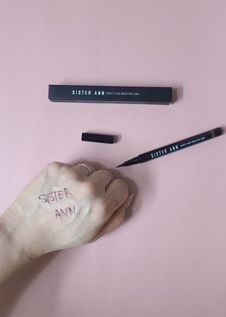 씨스터앤 퍼펙트 엣지 브러쉬 펜 라이너 2종 택 1 — 5점을 준 리뷰어가 2022년 1월 올린 사용 사진