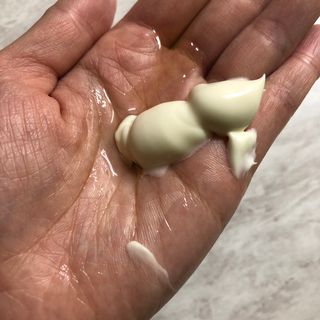 mom e 맘이 내추럴 베이비 케어 크림+바디오일 — 4점을 준 리뷰어가 2021년 1월 올린 사용 사진
