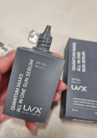 UVX 퀀텀 마스 올인원 선세럼 — 5점을 준 리뷰어가 2024년 1월 올린 사용 사진