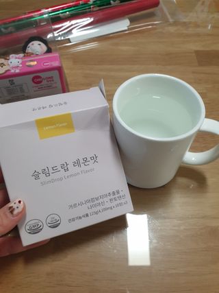 [슬림드랍] 건기식 다이어트 보조제 겸 비타민 — 5점을 준 리뷰어가 2021년 12월 올린 사용 사진