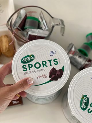 셀렉스스포츠 셀렉스 스포츠 웨이 프로틴 파우더 2종 + 텀블러 세트 — 5점을 준 리뷰어가 2021년 6월 올린 사용 사진