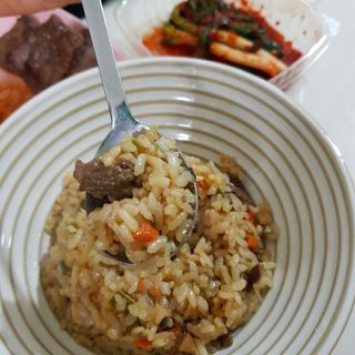 한성기업 무볼레 왕건더기 볶음밥 갈릭스테이크 — 5점을 준 리뷰어가 2021년 10월 올린 사용 사진