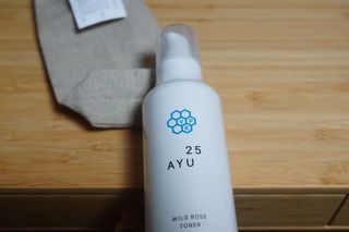AYU25[아유트웬티파이브] 피부건강에 꼭 필요한 pH 약산성 와일드 로즈토너 — 5점을 준 리뷰어가 2021년 4월 올린 사용 사진