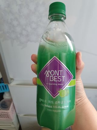 몽베스트 Montbest with Sparkling water Lime20병 — 5점을 준 리뷰어가 2021년 10월 올린 사용 사진