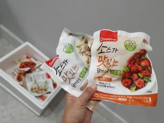 굽네몰 [굽네] 소스가 맛있는 닭가슴살 한입 볼 2종 8팩 — 5점을 준 리뷰어가 2021년 3월 올린 사용 사진