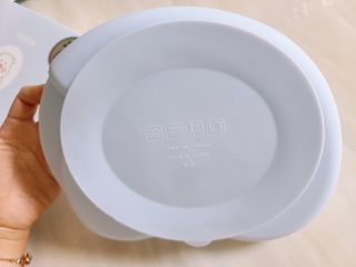 유비맘 캐릭터 실리콘 흡착 식판_색상 랜덤발송 — 5점을 준 리뷰어가 2021년 1월 올린 사용 사진