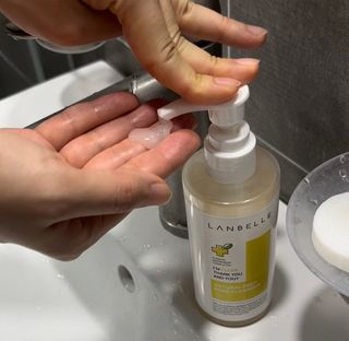 랑벨 내츄럴 딥 포어 클렌저 210ml (저자극 약산성 천연 클렌징 젤) — 5점을 준 리뷰어가 2022년 4월 올린 사용 사진