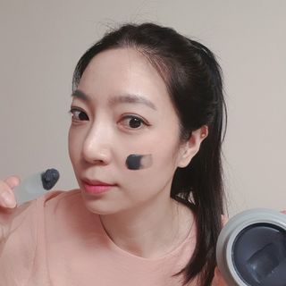 프롬노시베 차콜 소르베 필링 앤 클렌징 밤 — 5점을 준 리뷰어가 2022년 2월 올린 사용 사진