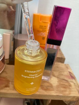 체르엠 스템앤셀 비타민 브라이트닝 에센스 30ml 1개 — 5점을 준 리뷰어가 2021년 7월 올린 사용 사진