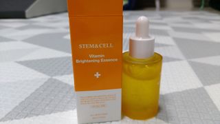 체르엠 스템앤셀 비타민 브라이트닝 에센스 30ml 1개 — 5점을 준 리뷰어가 2021년 11월 올린 사용 사진