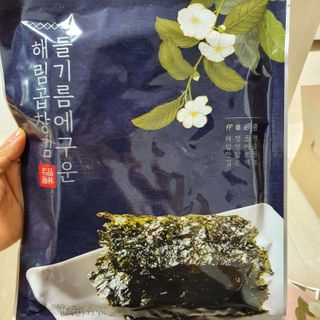 [해림맛김] 들기름에 구운 바삭바삭 김 4종 세트 + 1종 랜덤발송 총5개입 — 5점을 준 리뷰어가 2021년 2월 올린 사용 사진