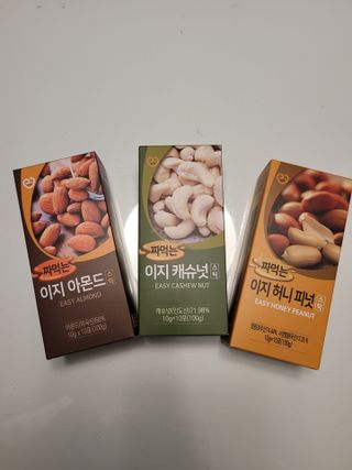 짜먹는 이지견과 짜먹는 이지아몬드, 짜먹는 이지허니피넛, 짜먹는 이지캐슈넛 각 10g X  10포 — 4.5점을 준 리뷰어가 2021년 3월 올린 사용 사진