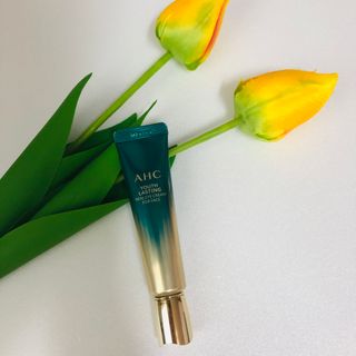 [NEW 탄력유턴 아이크림] AHC 유스 래스팅 리얼 아이크림 포 페이스 — 5점을 준 리뷰어가 2021년 2월 올린 사용 사진