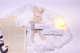 멈칫(MUMCHIT) 넥퍼퓸 NECKPERFUME 2가지 향 — 5점을 준 리뷰어가 2021년 11월 올린 사용 사진