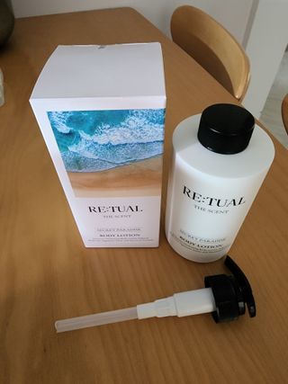 레츄얼 더 센트 바디로션 시크릿 파라다이스(500ml) — 5점을 준 리뷰어가 2022년 6월 올린 사용 사진