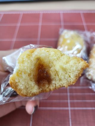[메종콜리브리] 프랑스 마들렌 메종콜리브리 레몬 마들렌 2팩 — 4점을 준 리뷰어가 2021년 9월 올린 사용 사진