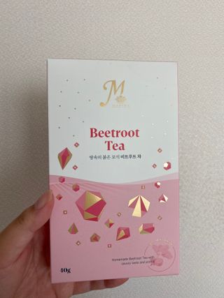 마시다 매혹적인 붉은 빛이 입안 가득히, 비트루트차 — 5점을 준 리뷰어가 2021년 3월 올린 사용 사진