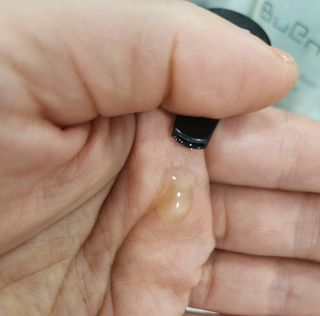 프리마인 메이크업과 들뜨는 각질까지 한방에 깐달걀로! 순하기까지한 셀베이스 그린티클렌저(200ml) — 4.5점을 준 리뷰어가 2023년 1월 올린 사용 사진