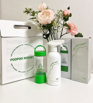 [푸푸몬스터](선물세트) 비건 펫 데오 스프레이(탈취제) 500ml (유향/무향 택 1)+산책 물통+메시지카드 — 5점을 준 리뷰어가 2022년 8월 올린 사용 사진