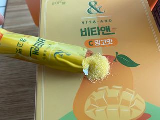 비타앤C 레몬맛, 망고맛 — 5점을 준 리뷰어가 2021년 4월 올린 사용 사진