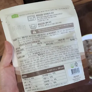 상하키친 소고기버섯 누룽지죽 / 들깨닭고기 누룽지죽 — 4점을 준 리뷰어가 2021년 10월 올린 사용 사진