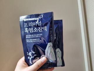 참앤들황토농원 국내산 흑염소를 정성스럽게 담은, 프리미엄 흑염소 진액 70ml x 30포 1박스 — 5점을 준 리뷰어가 2023년 1월 올린 사용 사진