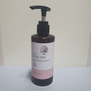 라라로즈데이 시즌2 여성청결제 200ml 아로마 페미민 클렌저, 독일더마인증 — 5점을 준 리뷰어가 2021년 9월 올린 사용 사진