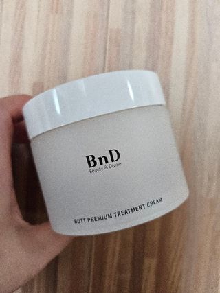 비엔디 2NOW[한글]BnD 바디 주름개선 엉덩이크림 — 4.5점을 준 리뷰어가 2024년 12월 올린 사용 사진
