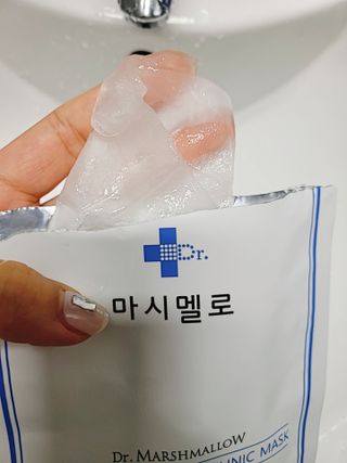 닥터마시멜로 닥터마스멜로 마블러스 아쿠아 클리닉 마스크 — 5점을 준 리뷰어가 2021년 6월 올린 사용 사진