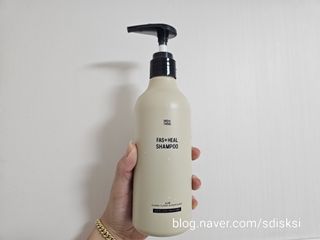 패스트힐(fast heal) 패스트힐 탈모증상완화샴푸 470ml — 5점을 준 리뷰어가 2023년 9월 올린 사용 사진