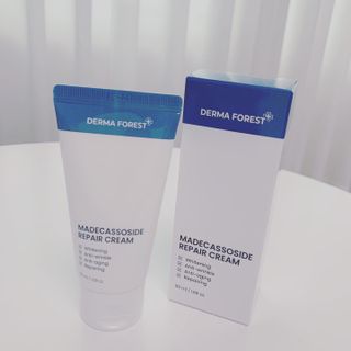 더마포레스트 마데카소사이드 리페어 크림 / 캐비아추출물 병풀추출물 시카케어 미백 주름개선 — 4점을 준 리뷰어가 2021년 8월 올린 사용 사진
