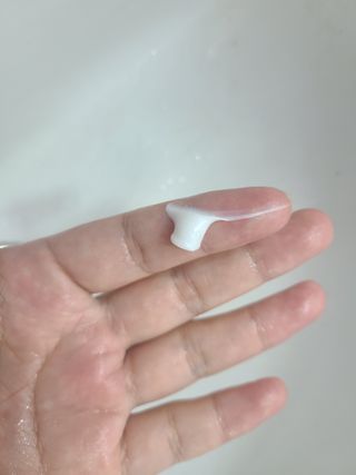 [갸스비] 지성 남성을 위한 포어케어 클렌징폼 — 5점을 준 리뷰어가 2021년 10월 올린 사용 사진