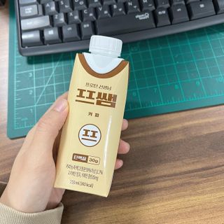 파워풀엑스 [프쌤] 더 맛있고 강력해진 고단백 음료 3종 (초코맛,딸기맛,커피맛) — 4.5점을 준 리뷰어가 2023년 1월 올린 사용 사진