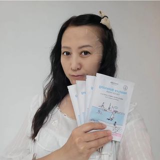 세뚜아(Cettua) [세뚜아] 모이스처 밸런싱 페이셜 마스크 Cettua Moisture Balancing Facial Mask 5매 — 5점을 준 리뷰어가 2023년 12월 올린 사용 사진