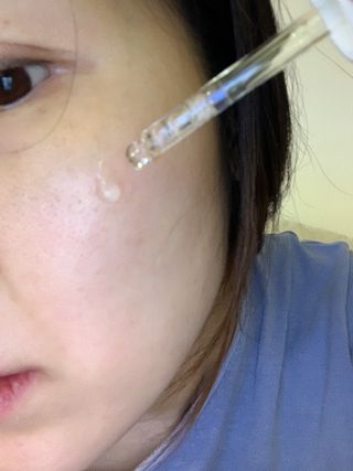 체르엠 스템앤셀 비타민 브라이트닝 에센스 30ml 1개 — 5점을 준 리뷰어가 2022년 1월 올린 사용 사진