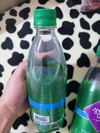 몽베스트 Montbest with Sparkling water Plain 20병 — 5점을 준 리뷰어가 2022년 6월 올린 사용 사진