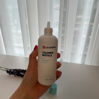 리더스코스메틱 리더스 카밍 바이오틱스 에센스 워터 — 5점을 준 리뷰어가 2021년 5월 올린 사용 사진