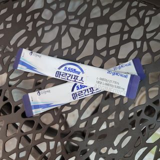 자연에온 아르긴포스 L-아르기닌 5555mg 스틱 15개입 1박스 — 5점을 준 리뷰어가 2021년 4월 올린 사용 사진
