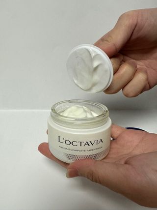 록타비아 Artisan Complete Face Cream — 5점을 준 리뷰어가 2023년 12월 올린 사용 사진